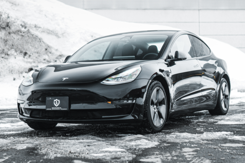 Rent Tesla Model 3