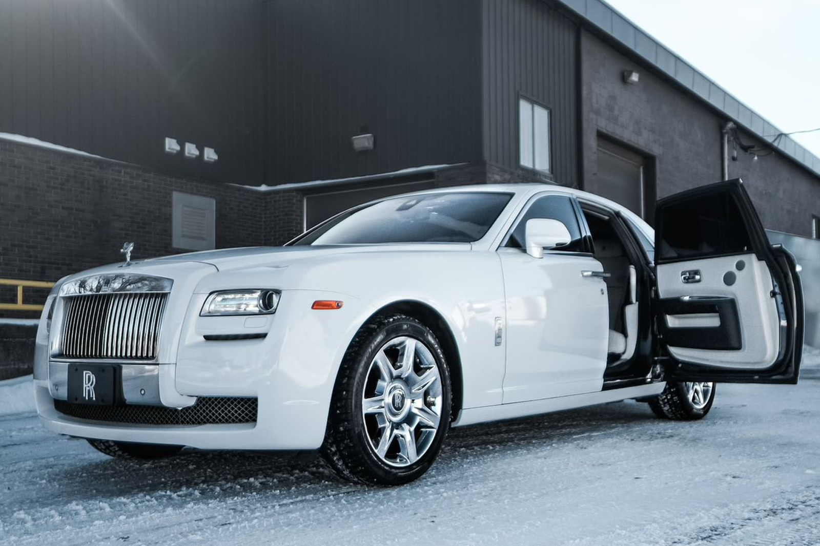 Rent a Rolls Royce Ghost